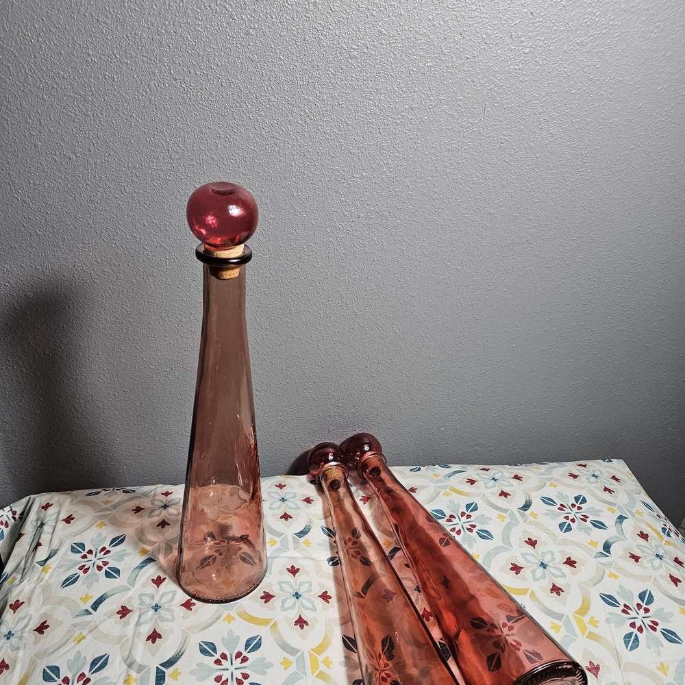 Elegant Pink Glass Vase Set
